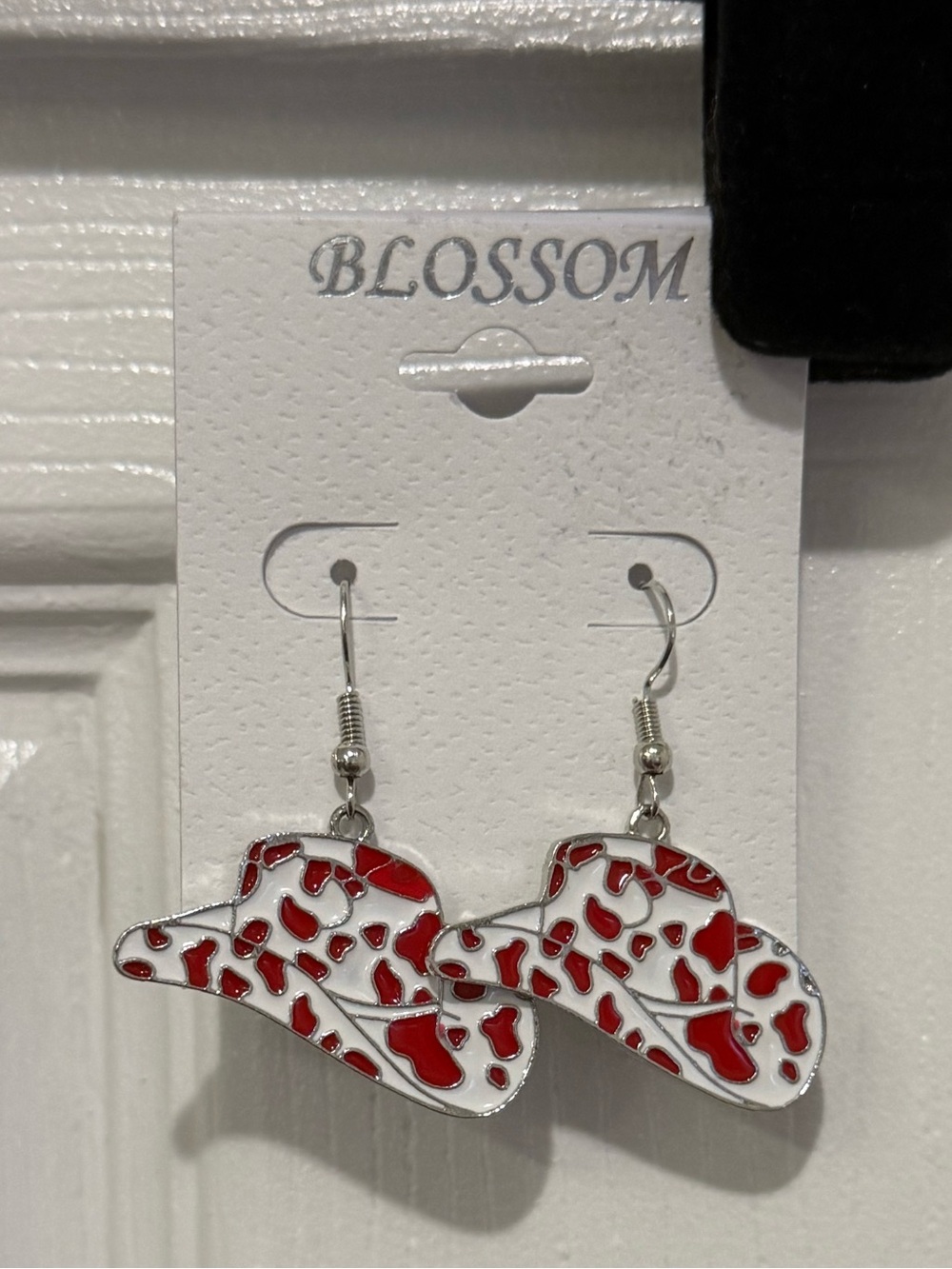 🌟3/$12🌟 Blossom Red & White Cowhide Hat Dangle Earrings
